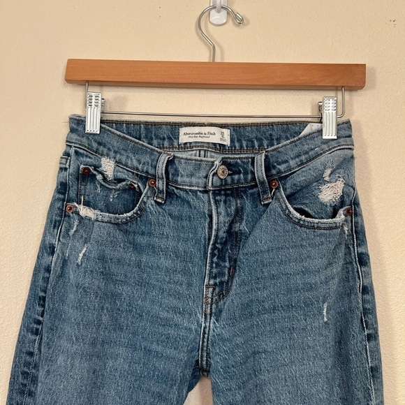 Abercrombie Medium Wash Distressed Mid Rise Boyfriend Jean 25S - Picture 11 of 11